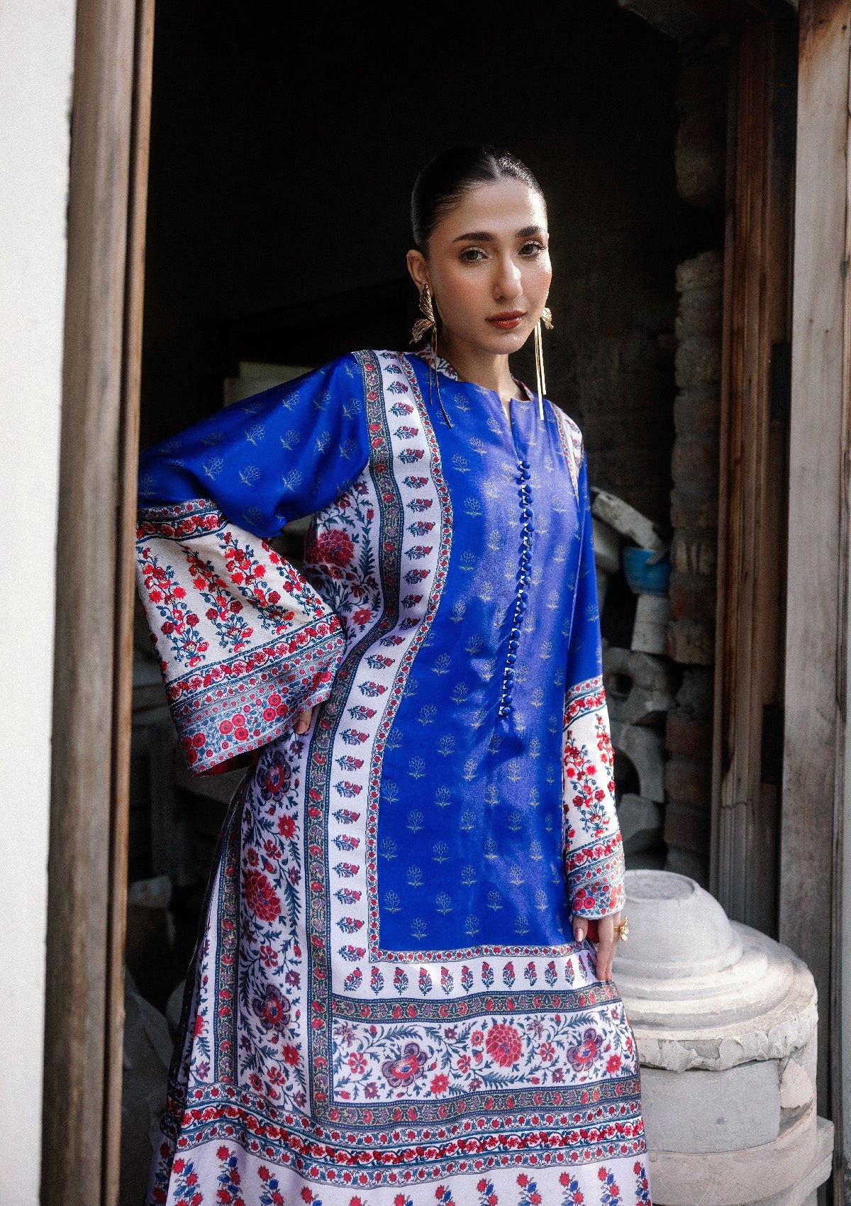 Aik Atelier | lady Aik 26 | Lady Aik - Look B2606 - Luxury Dress - available at Maria Faisal in UK and USA.