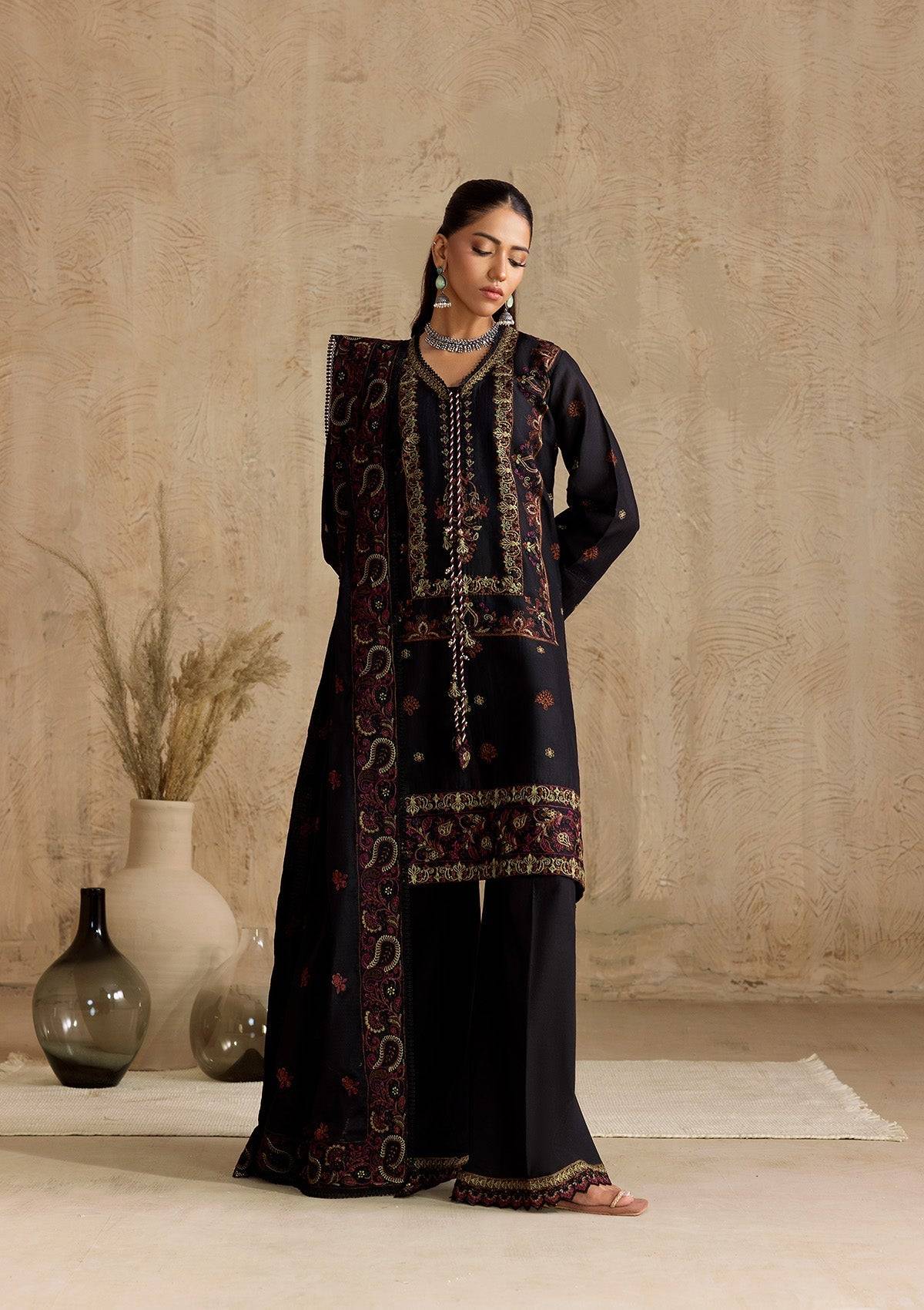Aik Atelier | RTW 25 | LOOK 06 by Maria Faisal - Registered Vendor of : Aik Atelier - type : Ladies Clothes - 100% original wedding dresses