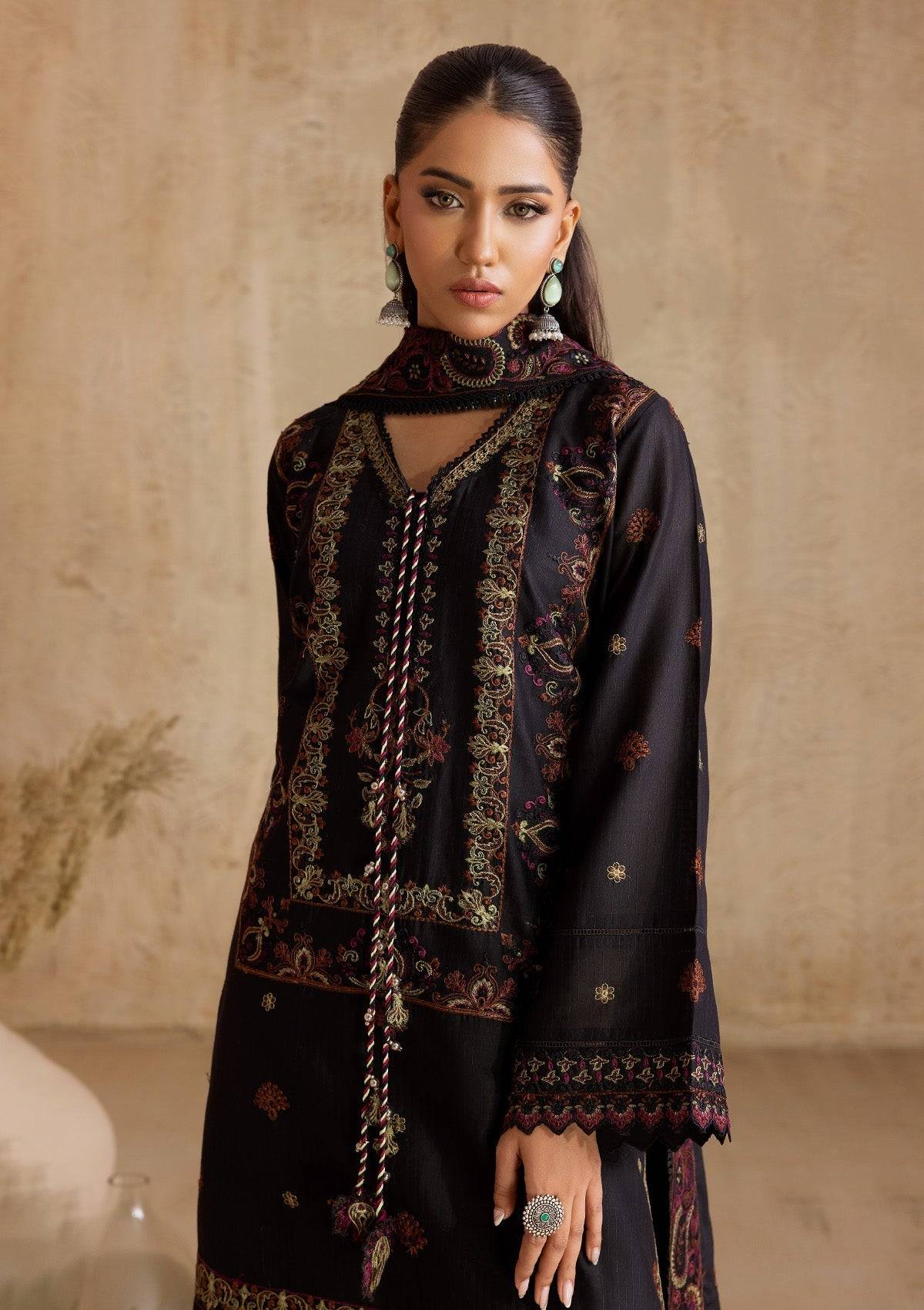 Aik Atelier | RTW 25 | LOOK 06 by Maria Faisal - Registered Vendor of : Aik Atelier - type : Ladies Clothes - 100% original wedding dresses