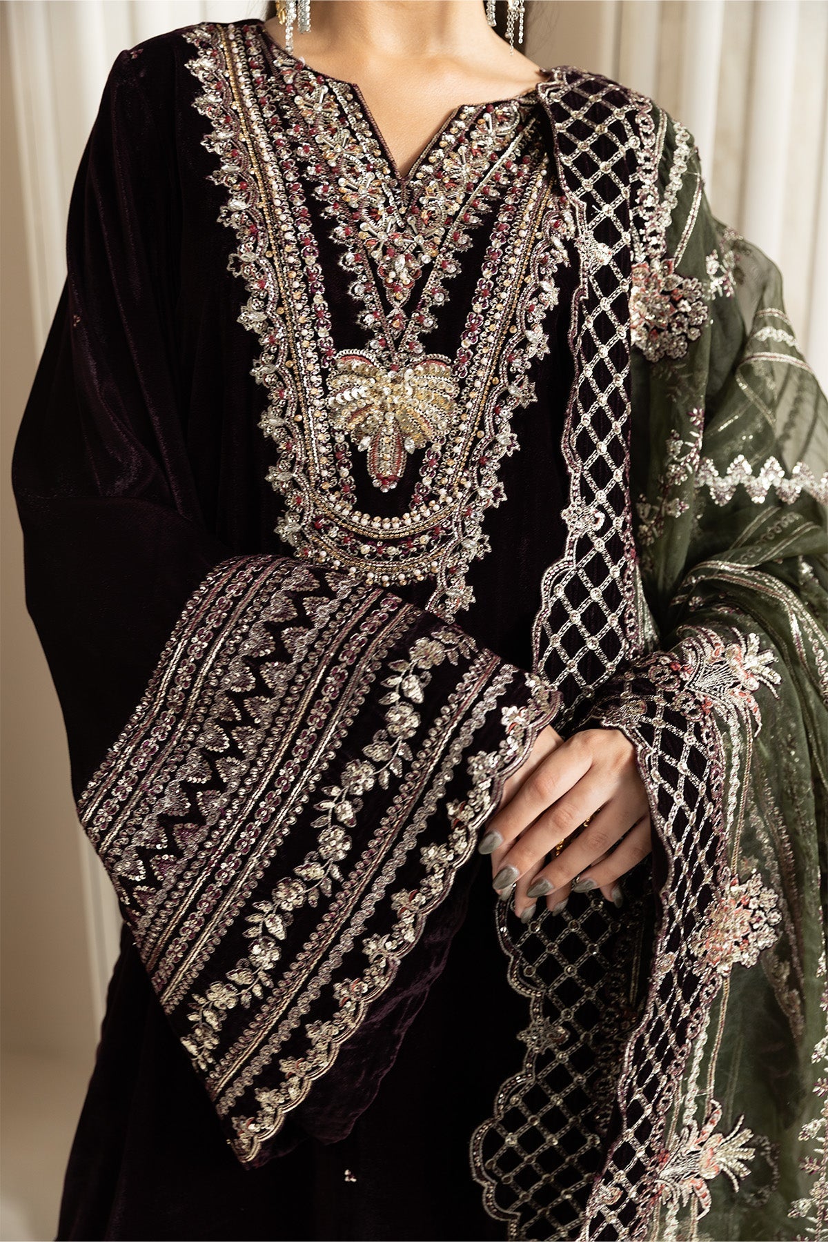 Alizeh | Lamour 25 | AF-VLT-2213-Vanya - Formal Wear - available at Maria Faisal in UK and USA
