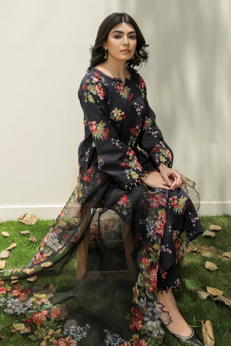 Baroque | Lawn Collection 24 | UF-208 - Designer Dress - Maria Faisal