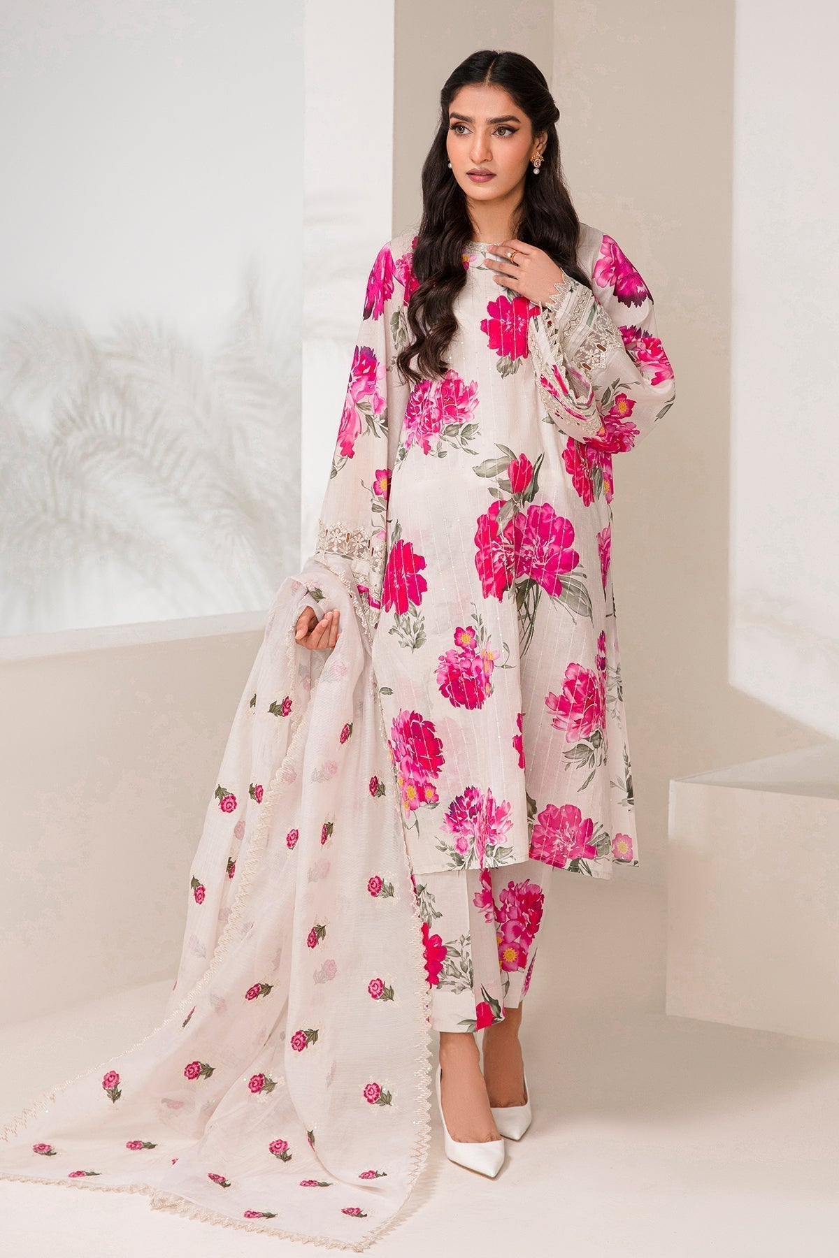 Baroque | Lawn Collection 24 | UF-347 - Waniyas