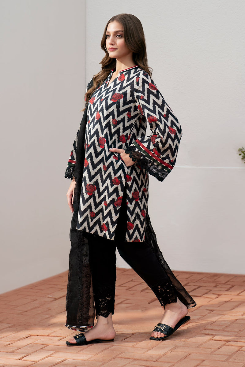 Baroque | Lawn Collection 24 | UF-537 - Waniyas