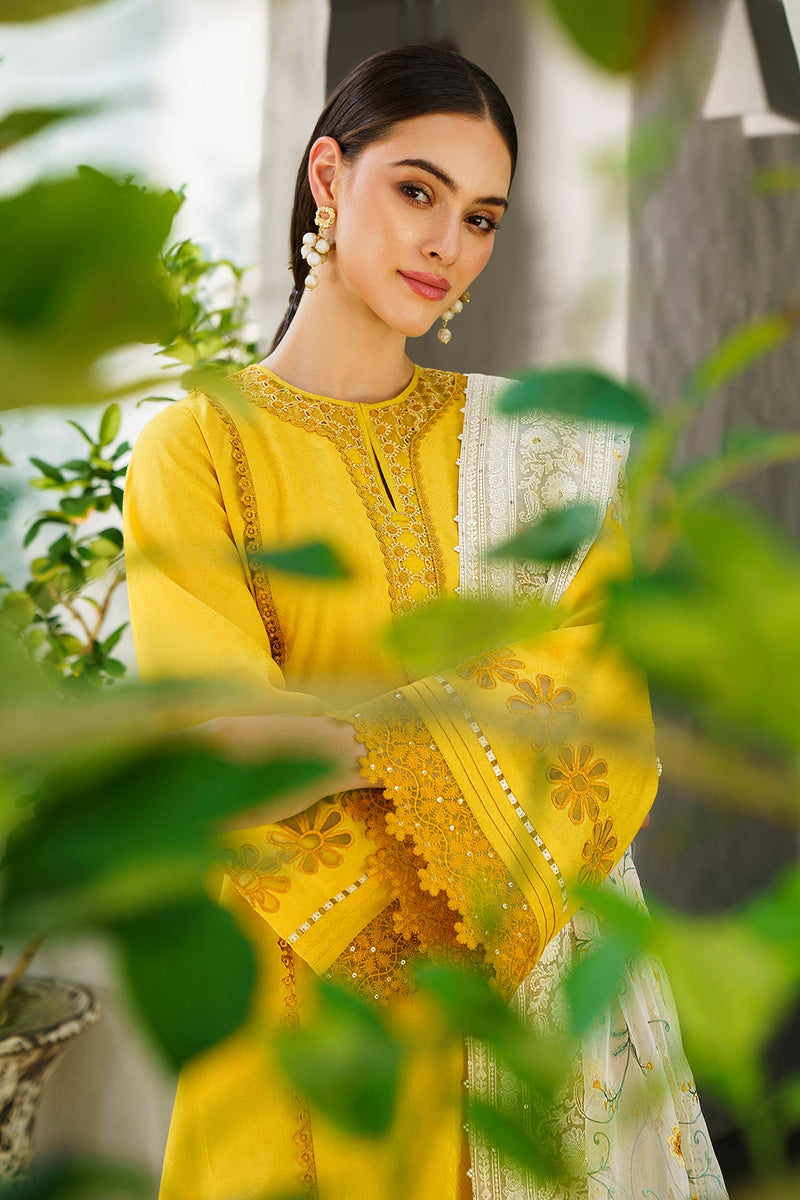 Baroque | Lawn Collection 24 | UF-562 - Waniyas