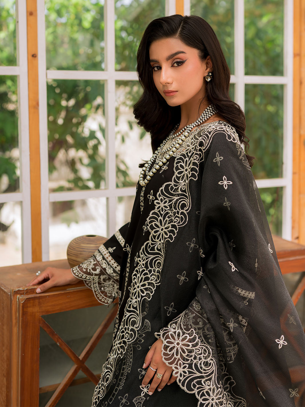Mahnur | Bella Lawn 24 | BL - 10 - Ladies Clothes 