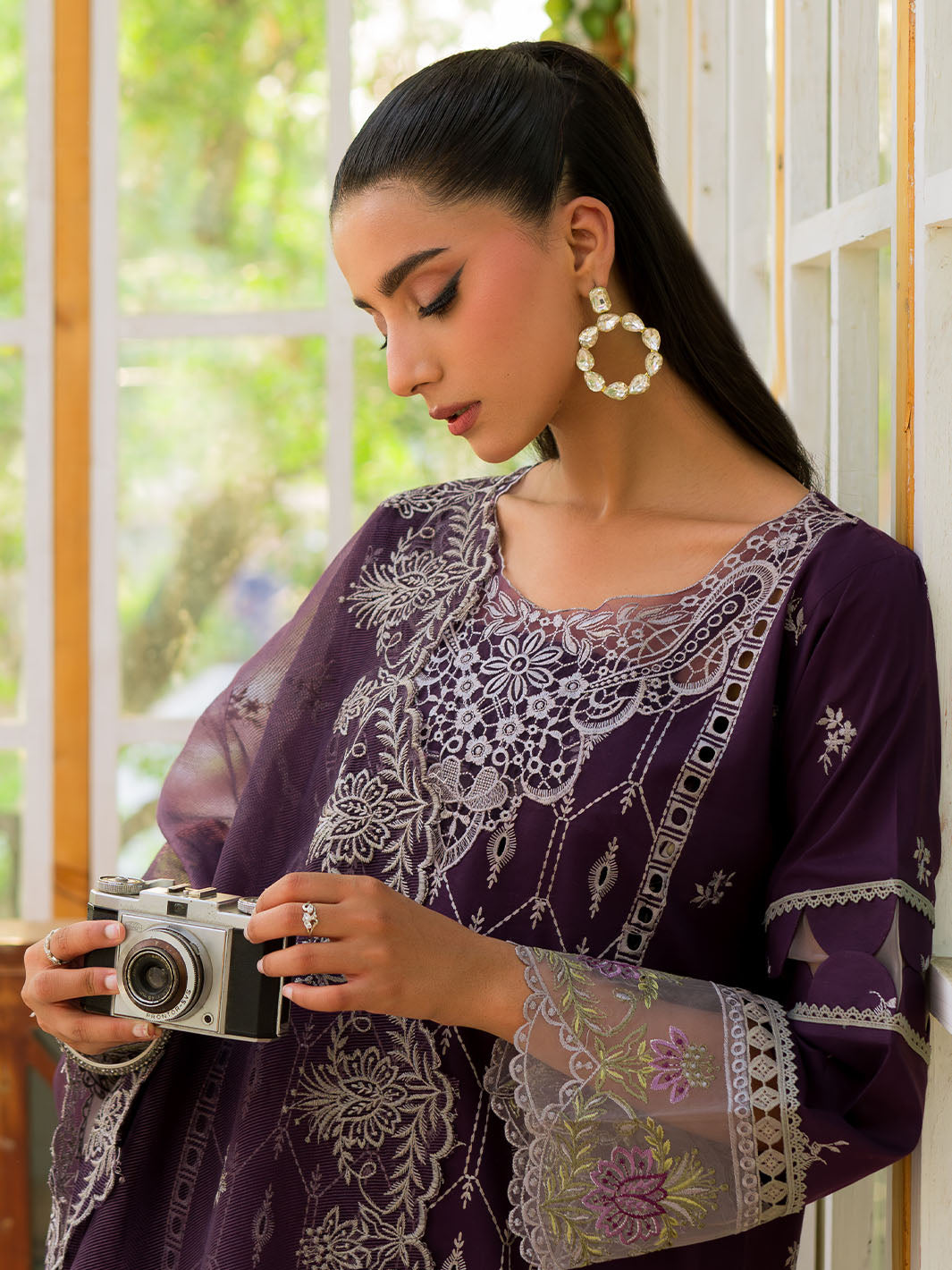 Mahnur | Bella Lawn 24 | BL - 11 - Ladies Clothes 