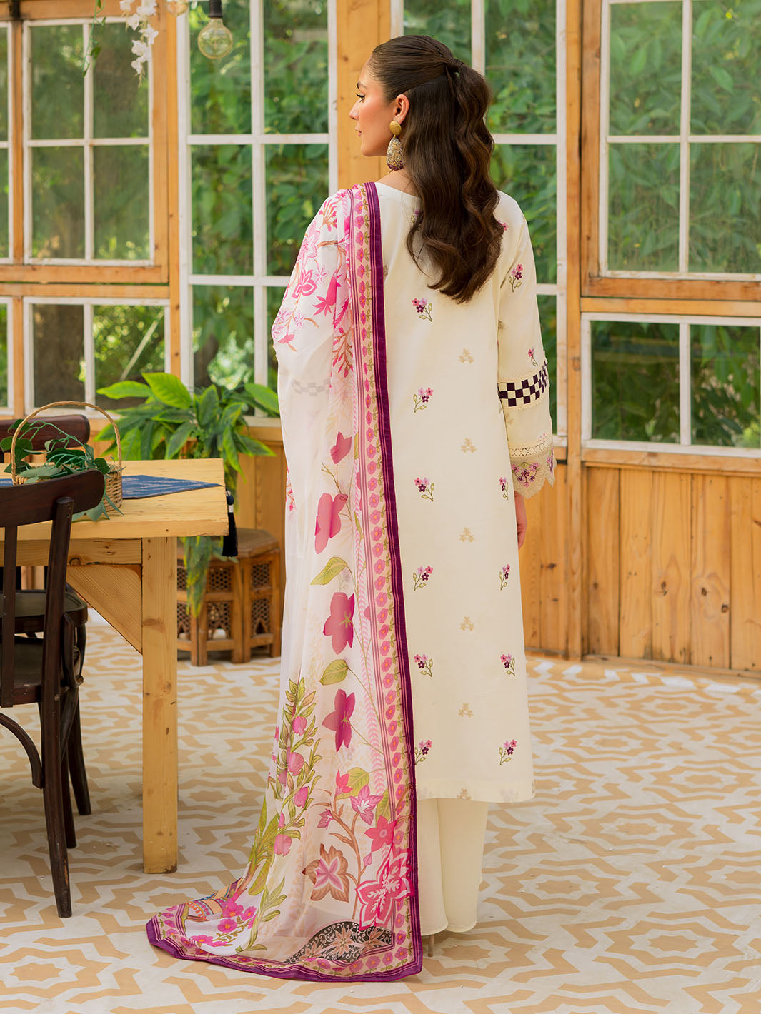 Mahnur | Bella Lawn 24 | BL - 04 - Ladies Clothes 