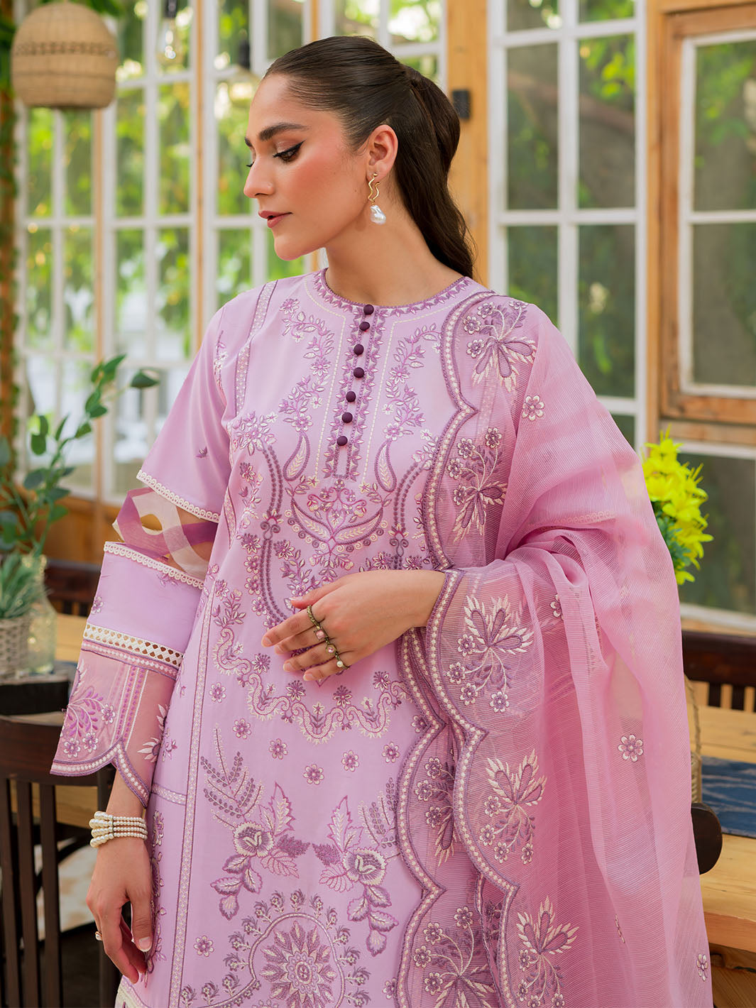 Mahnur | Bella Lawn 24 | BL - 05 - Ladies Clothes 