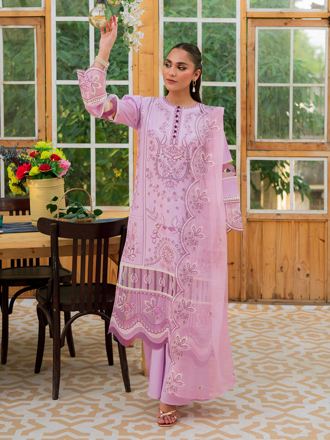 Mahnur | Bella Lawn 24 | BL - 05 - Ladies Clothes 