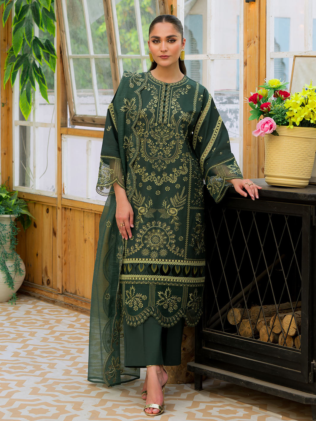 Mahnur | Bella Lawn 24 | BL - 06 - Ladies Clothes 