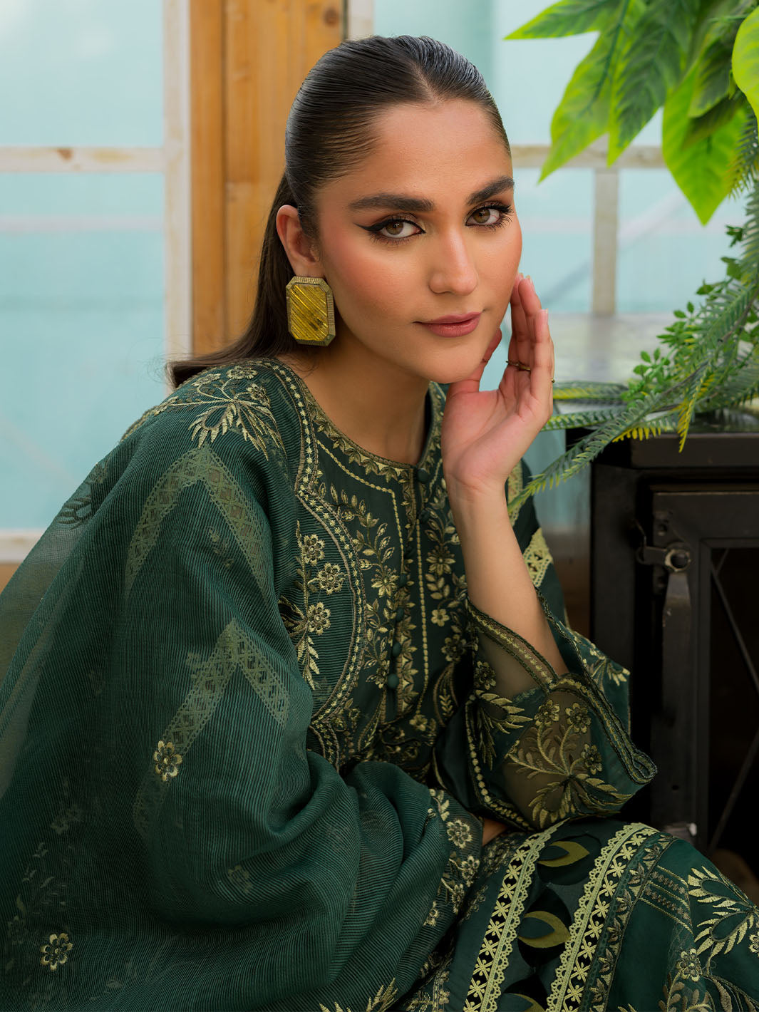 Mahnur | Bella Lawn 24 | BL - 06 - Ladies Clothes 