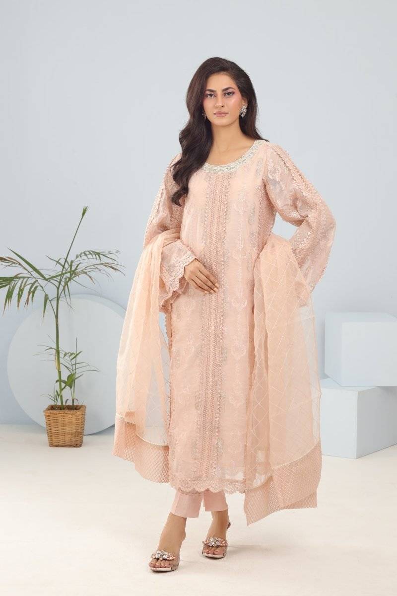 Panache | Pret | Coral Bliss by Maria Faisal - Registered Vendor of : Panache By Mona - type : Ladies Clothes - 100% original wedding dresses