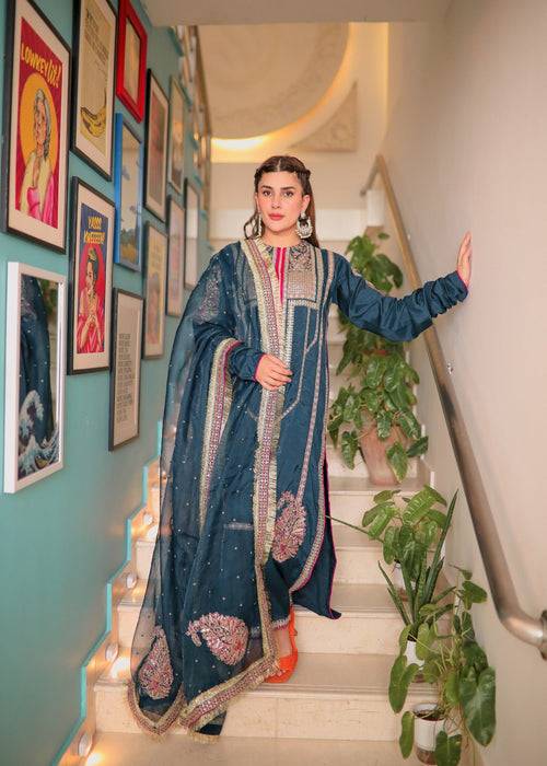 Meeral | Wedding Formals | Mohini by Maria Faisal - Registered Vendor of : Meeral - type : Ladies Clothes - 100% original wedding dresses