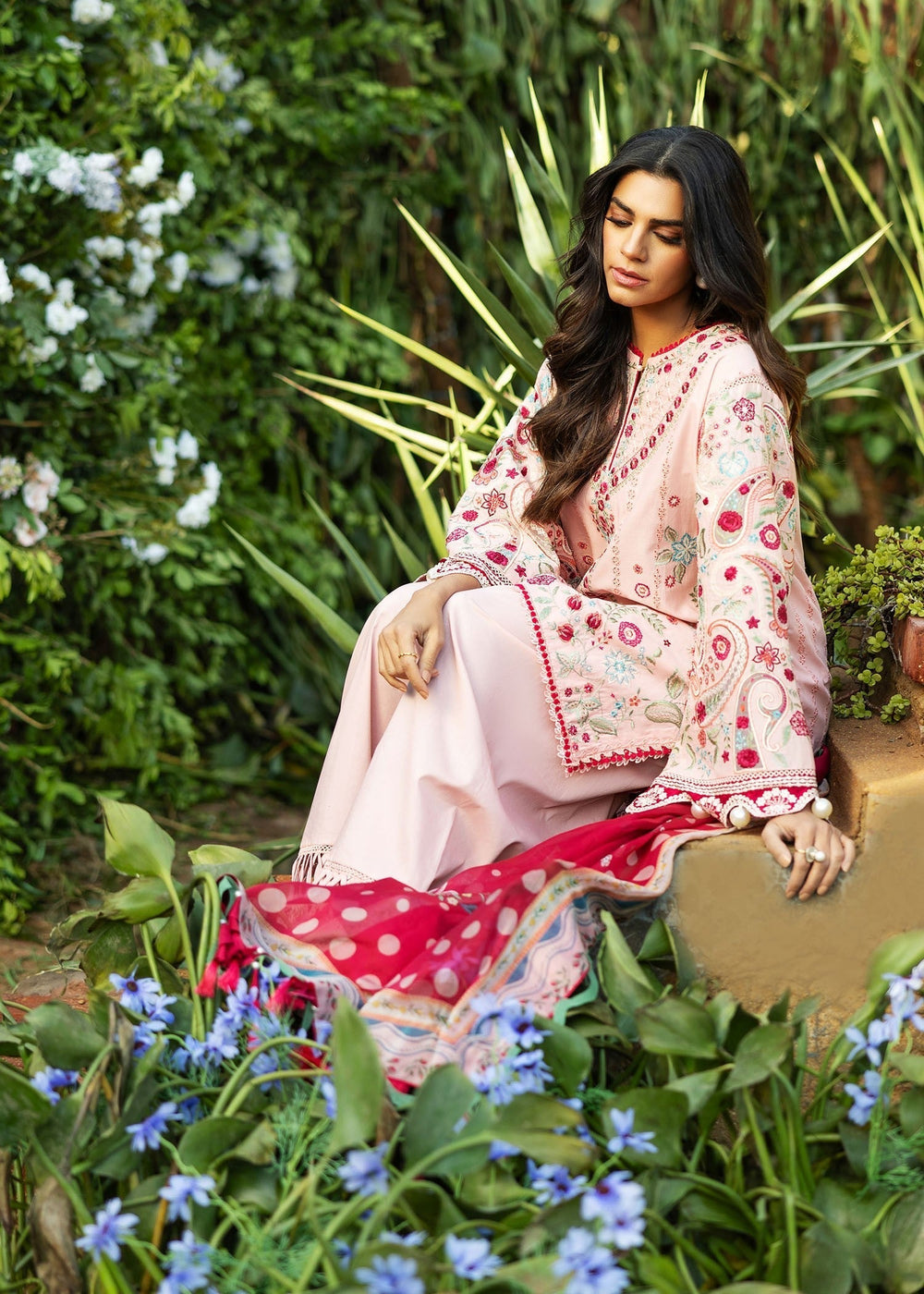 Sadaf Fawad Khan | Siraa Lawn 25 | PAISLEY GARDEN - B by Maria Faisal - Registered Vendor of : Sadaf Fawad Khan - type : Ladies Clothes - 100% original wedding dresses