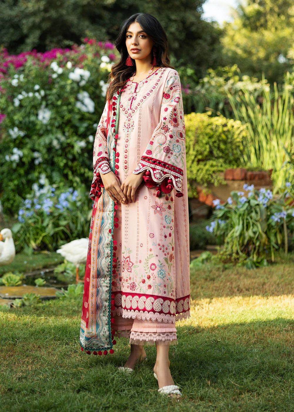 Sadaf Fawad Khan | Siraa Lawn 25 | PAISLEY GARDEN - B by Maria Faisal - Registered Vendor of : Sadaf Fawad Khan - type : Ladies Clothes - 100% original wedding dresses