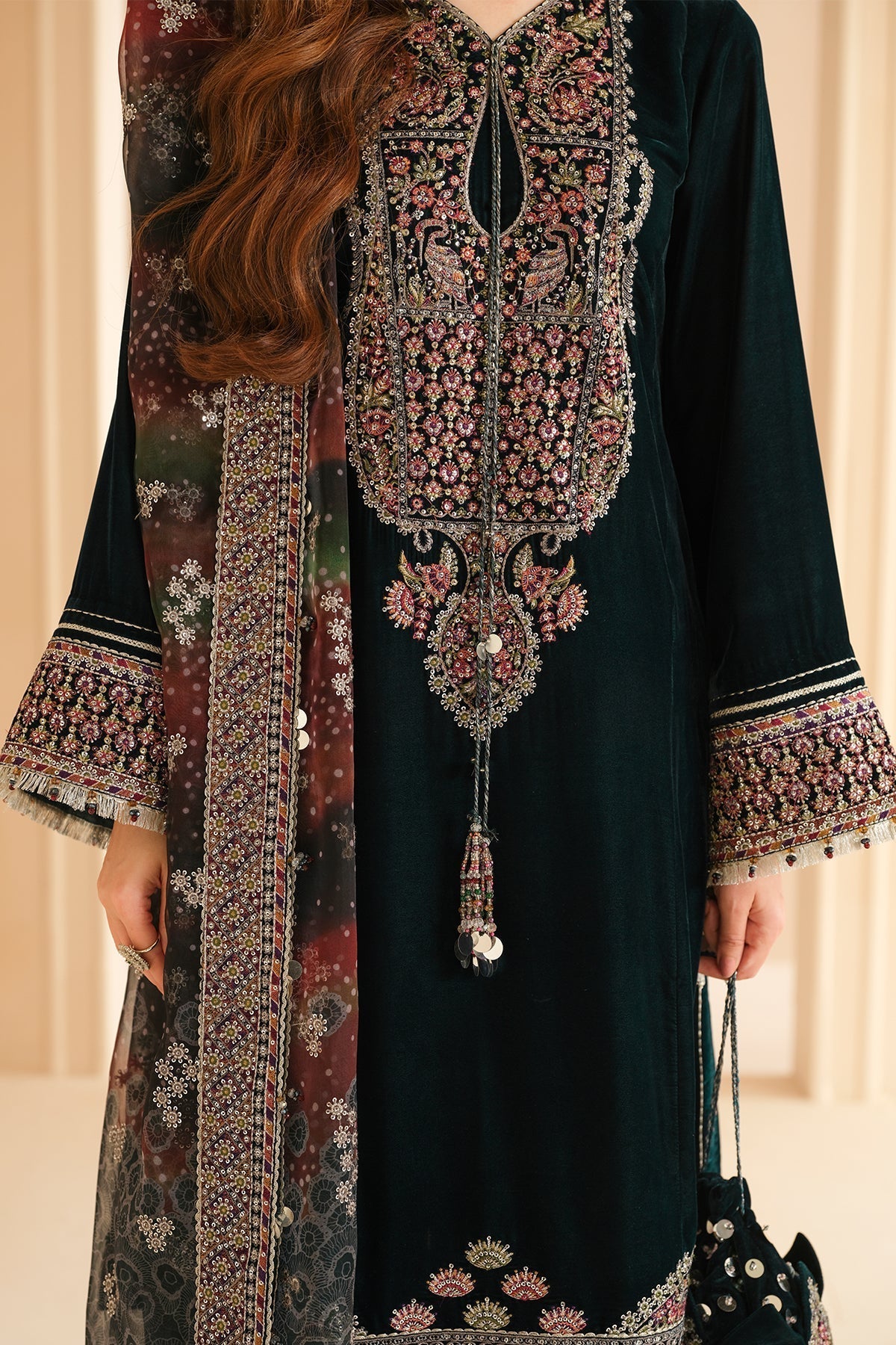 Jazmin | Velvet Edit 24 | Velvet Formal VF-2039 - Ladies Clothes - Maria Faisal