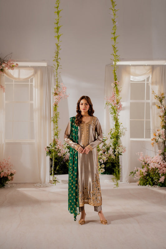 Vintage | Shehnayi Formals | Fia - Ladies Clothes - Maria Faisal