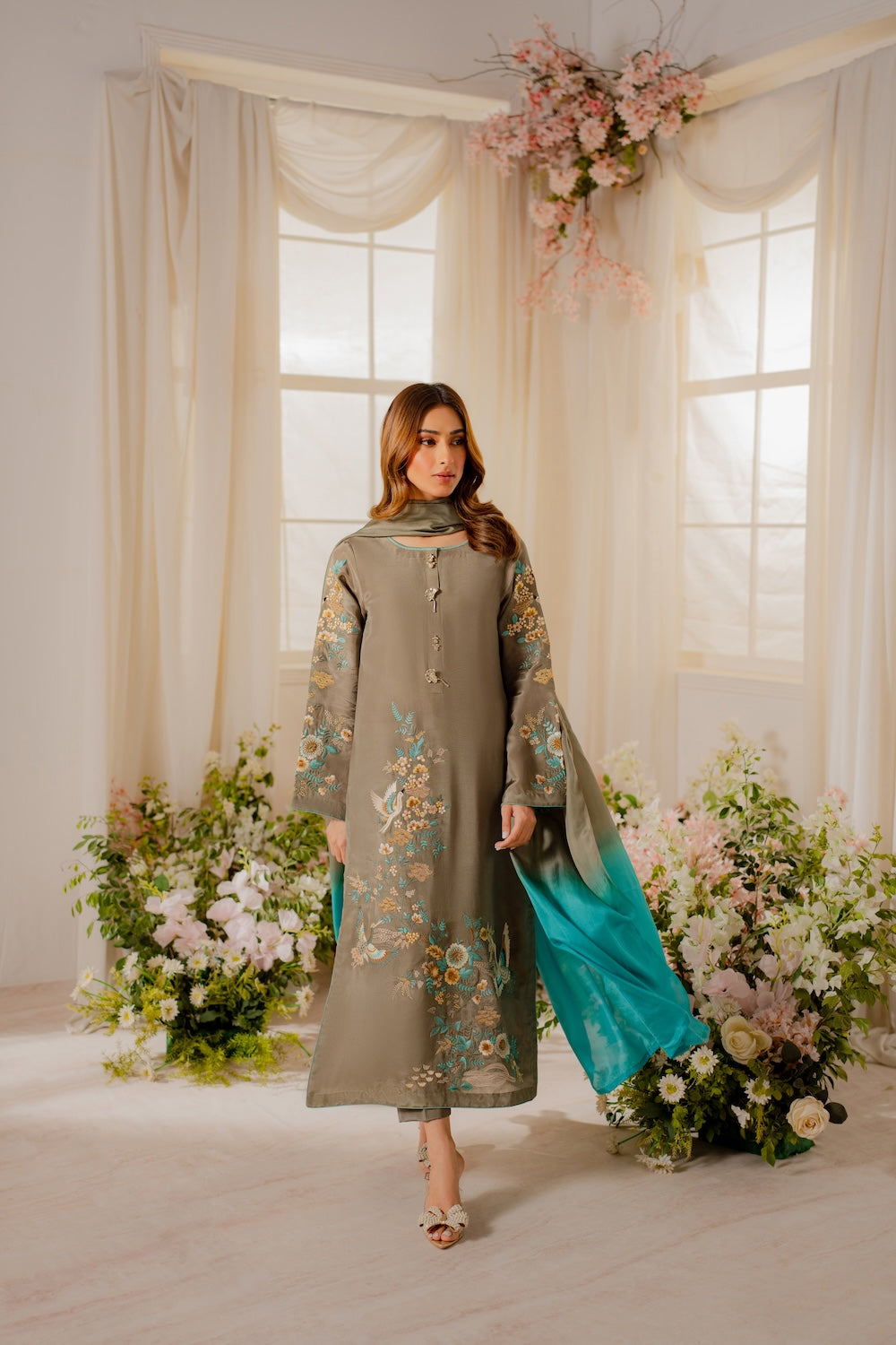 Vintage | Sohani Luxe | Raaha - Ladies Clothes - Maria Faisal