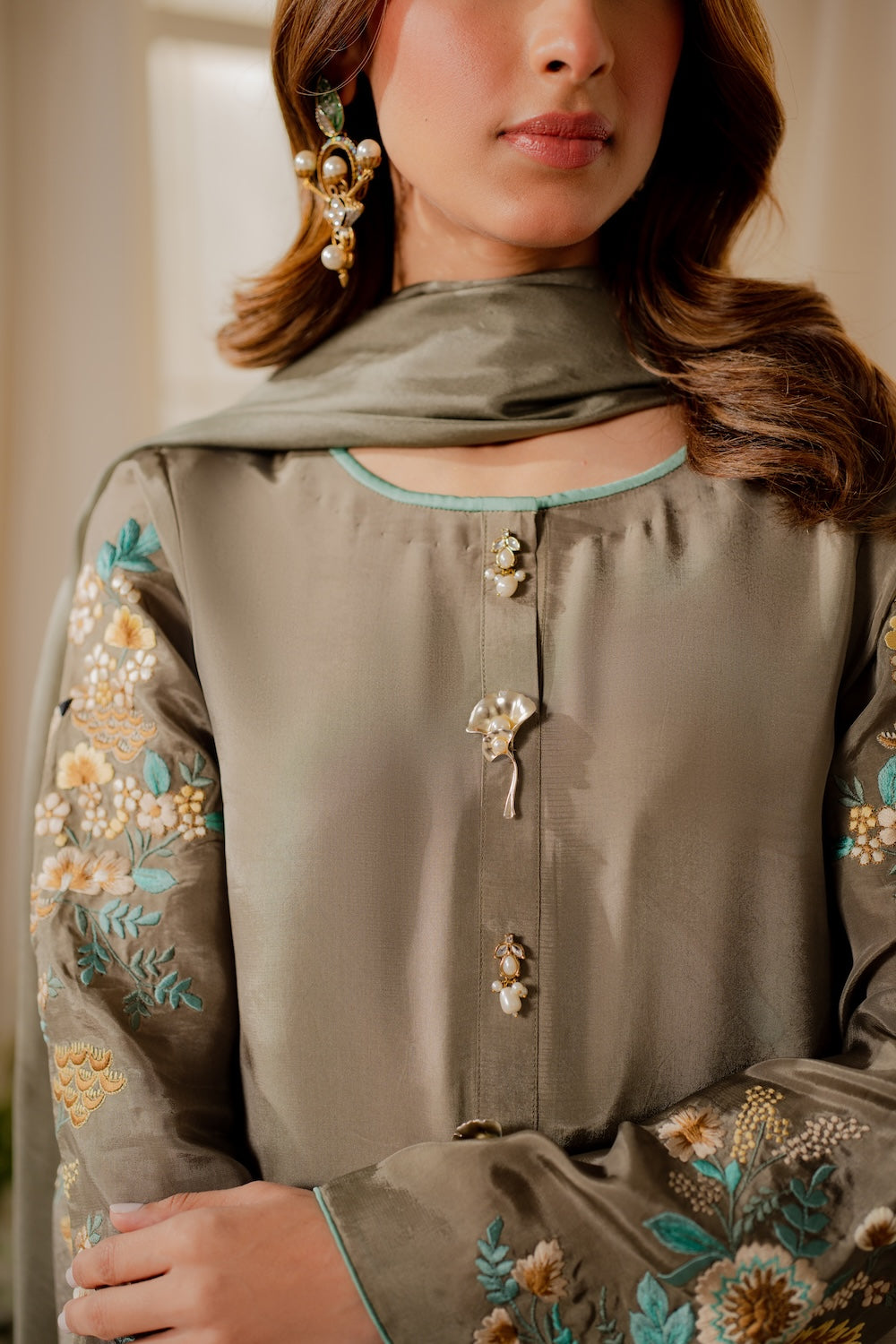 Vintage | Sohani Luxe | Raaha