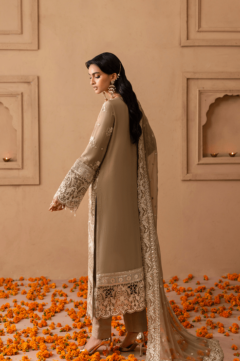 Emaan Adeel | Sheherzadi Formals 25 | ULFAT - Formal Wear - available at Maria Faisal in UK and USA