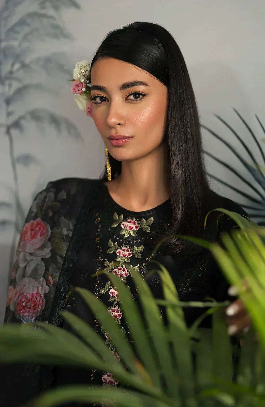 Emaan Adeel | Ayra Luxury Lawn 24 | AR-05 - Ladies Clothes - Maria Faisal