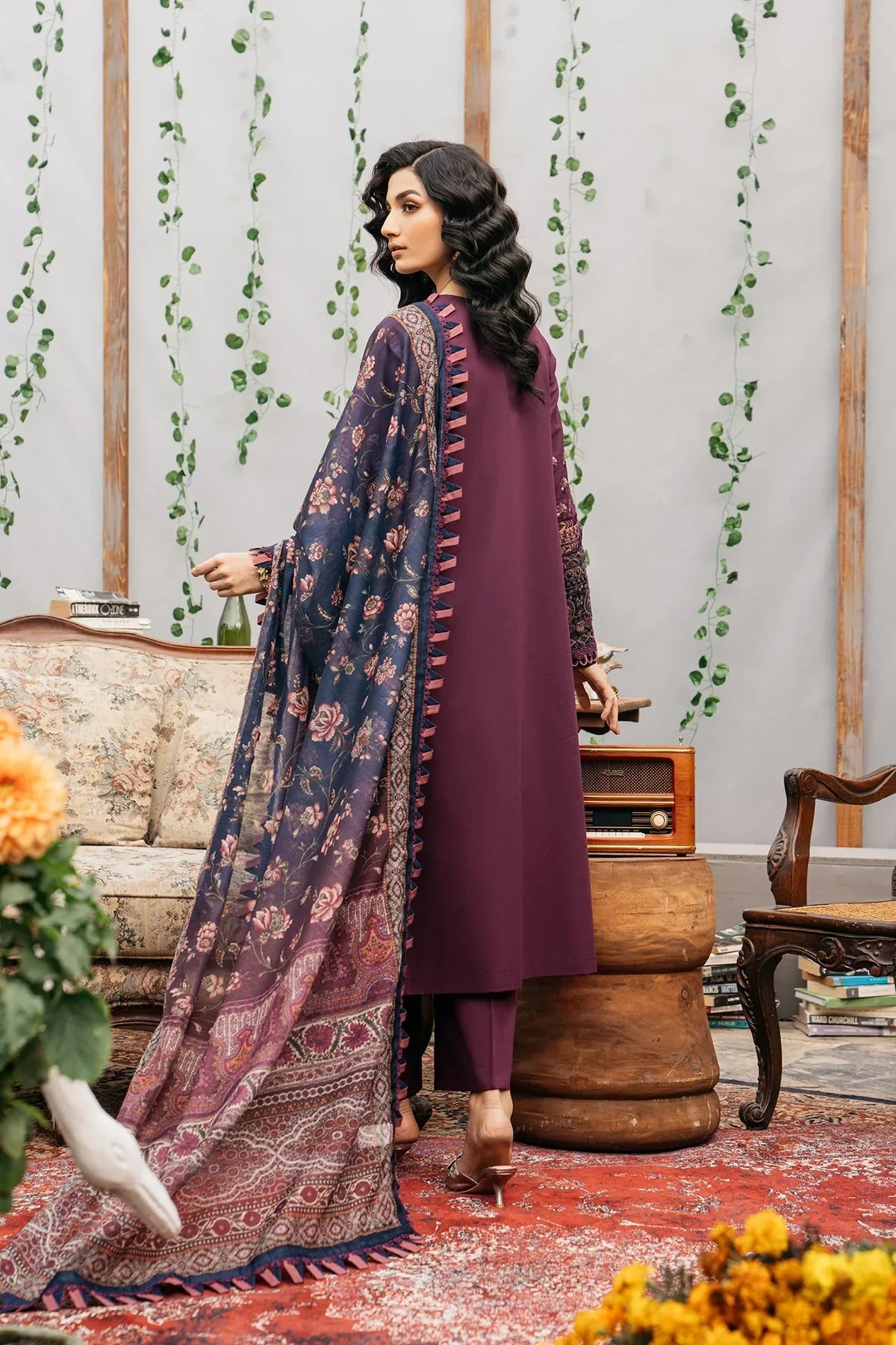 Ethnic | Rozana Collection SS 24 | E0406/203/520 - Ladies Clothes - Maria Faisal