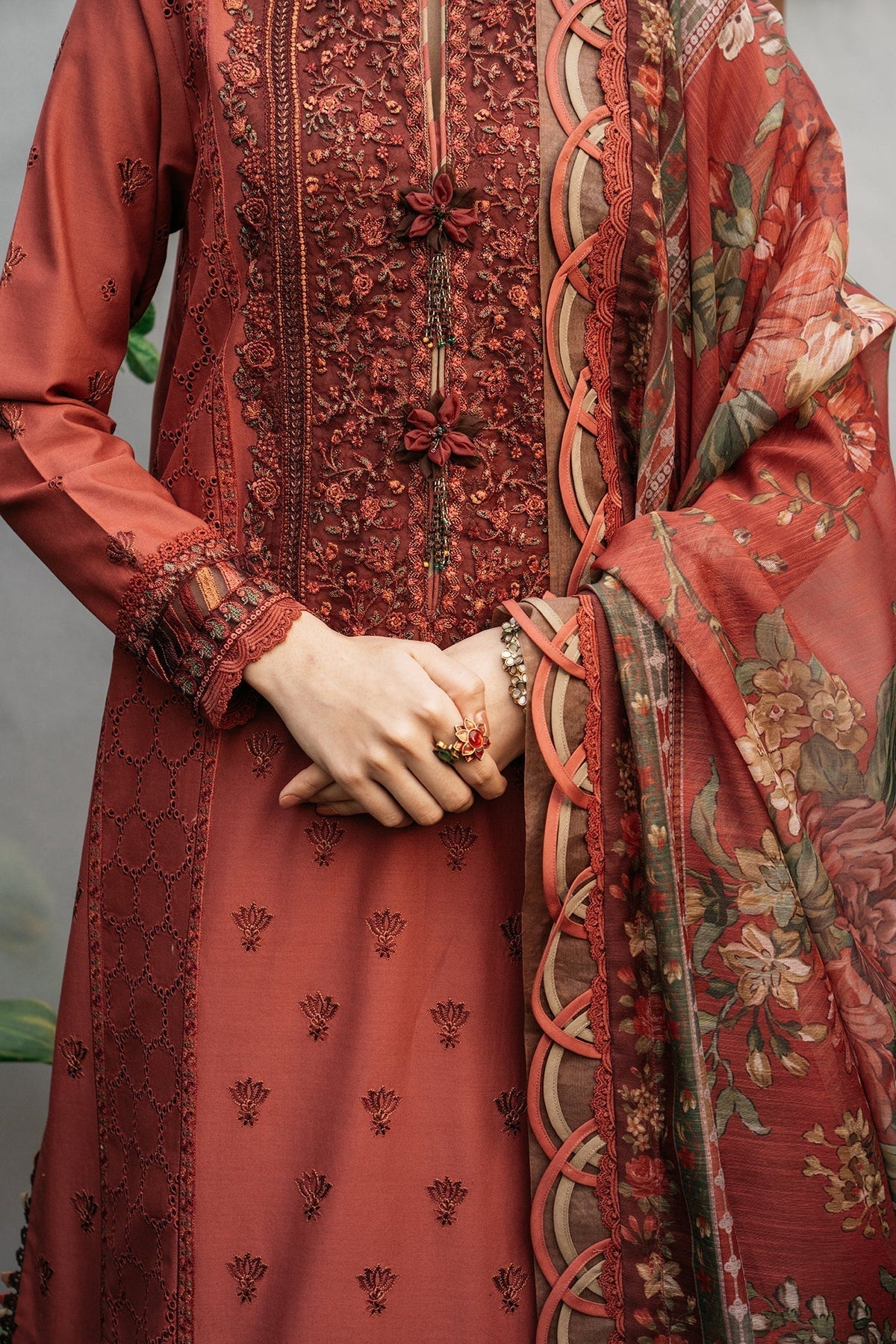 Ethnic | Rozana Collection SS 24 | E0410/203/311 - Ladies Clothes - Maria Faisal