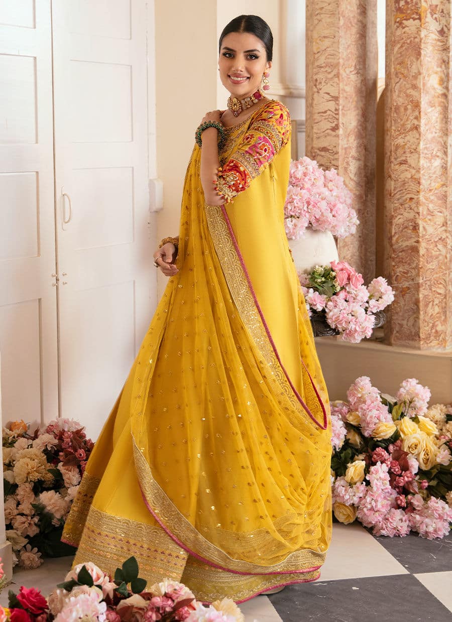 Farah Talib Aziz | Mayna Festive Luxe | AQIQ KIWI