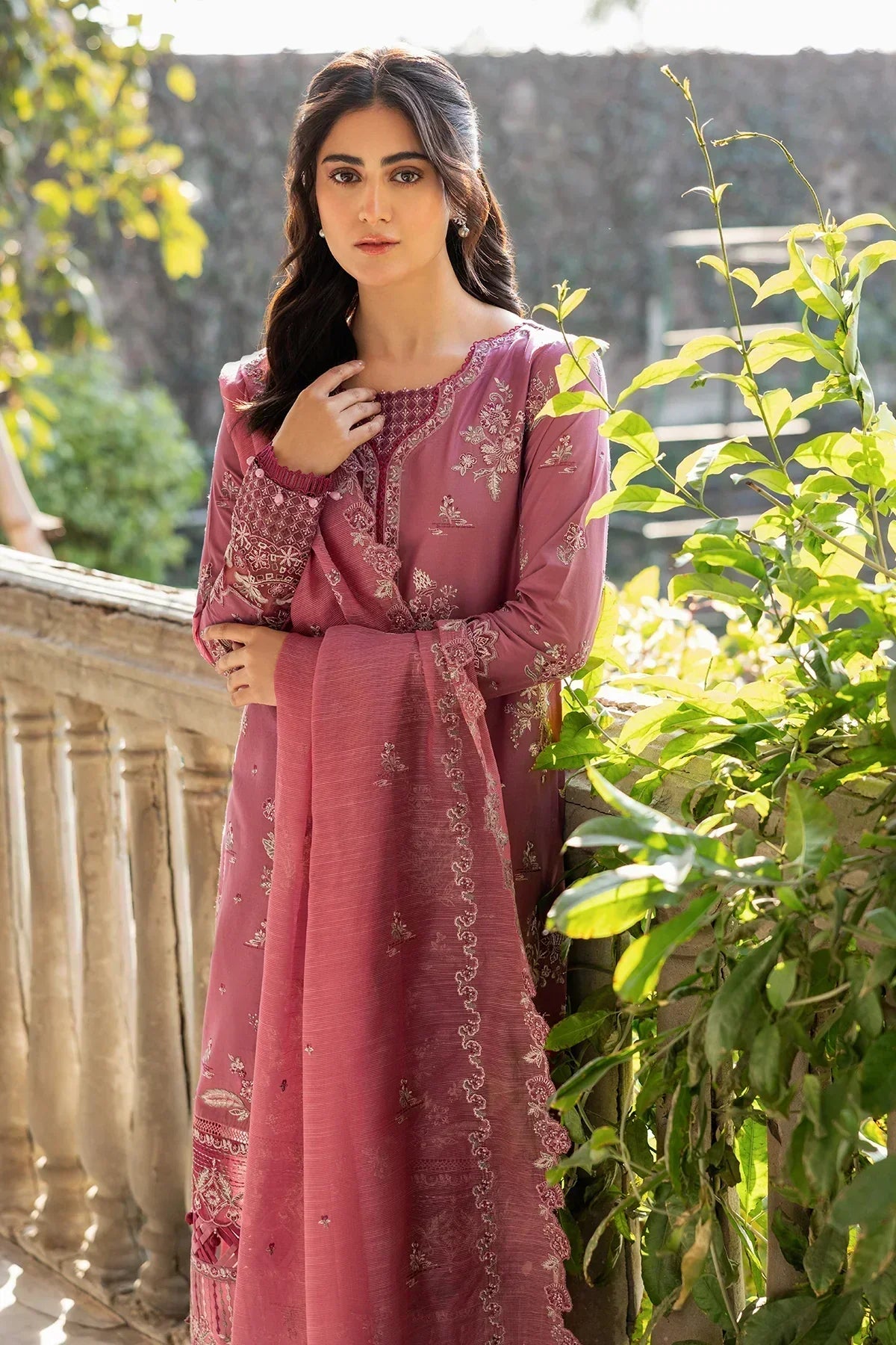 Farasha | Bahaar Embroidered Lawn | Rose Garland - Ladies Clothes - Maria Faisal