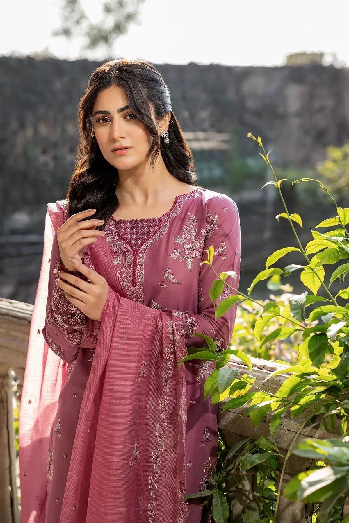 Farasha | Bahaar Embroidered Lawn | Rose Garland - Ladies Clothes - Maria Faisal