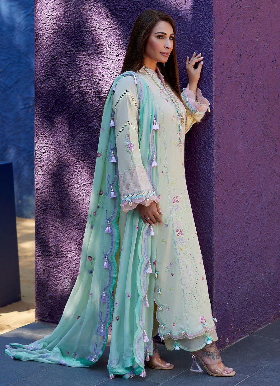 Farah Talib Aziz | Suay Lawn 24 | VAIA YELLOW - Ladies Clothes - Maria Faisal