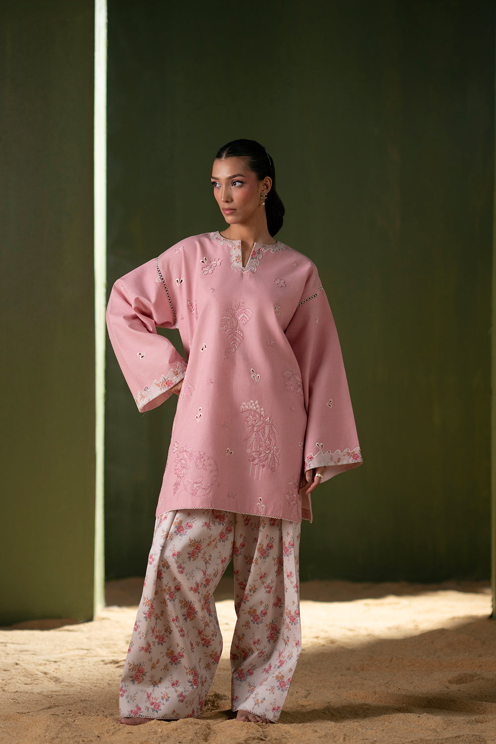 Saira Rizwan | Joolie Co ords | JOOLIE PINK - JBP25-08 - Ladies Clothes - Maria Faisal