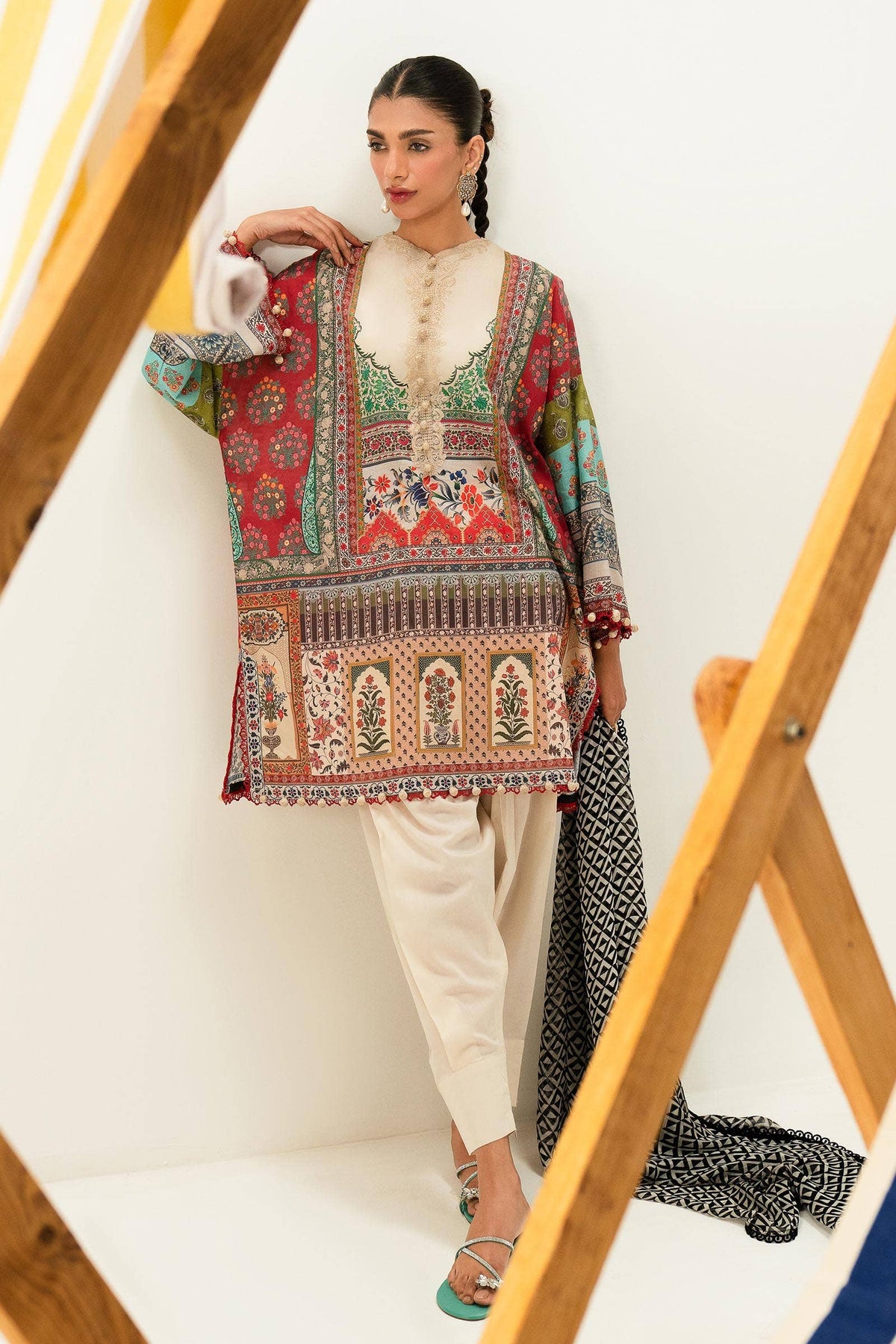 Sana Safinaz | Mahay Summer Lawn 24 | S-26 - Waniyas