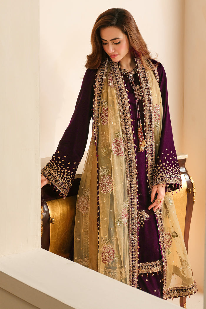 Jazmin | Velvet Edit 24 | VF-2032 - Ladies Clothes - Maria Faisal
