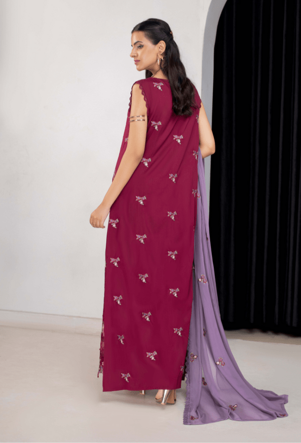 Humdum | Ellena 26 | D10 - is Berry dress from Humdum - Ladies Clothes - Maria Faisal