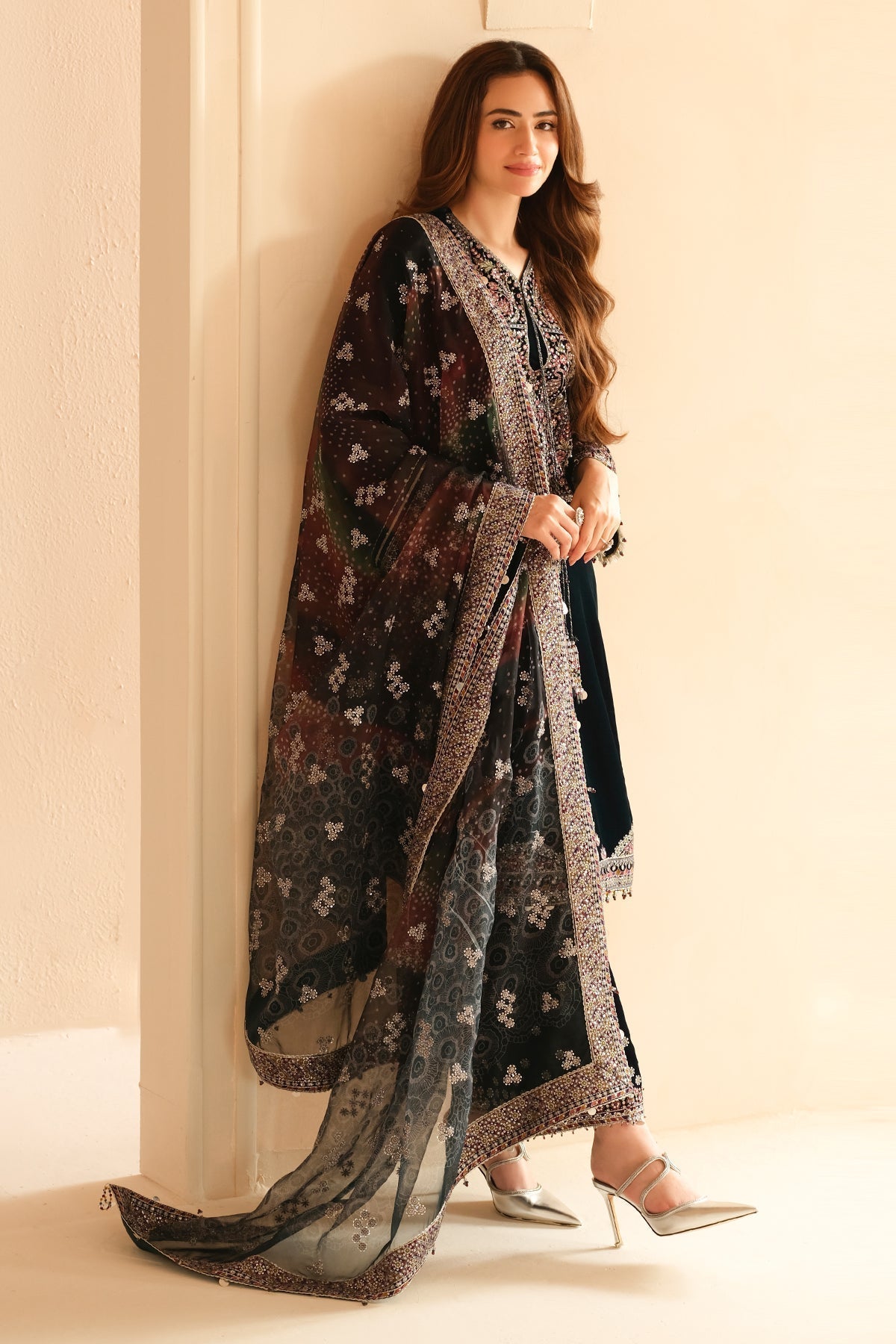 Jazmin | Velvet Edit 24 | Velvet Formal VF-2039 - Ladies Clothes - Maria Faisal