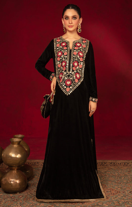 Maya | Raazi Velvet 24 | ZEEST - Ladies Clothes - Maria Faisal