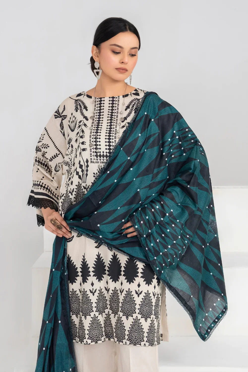 Ittehad | Printed Lawn 24 | IP3P02-3PS-BGE - Ladies Clothes 