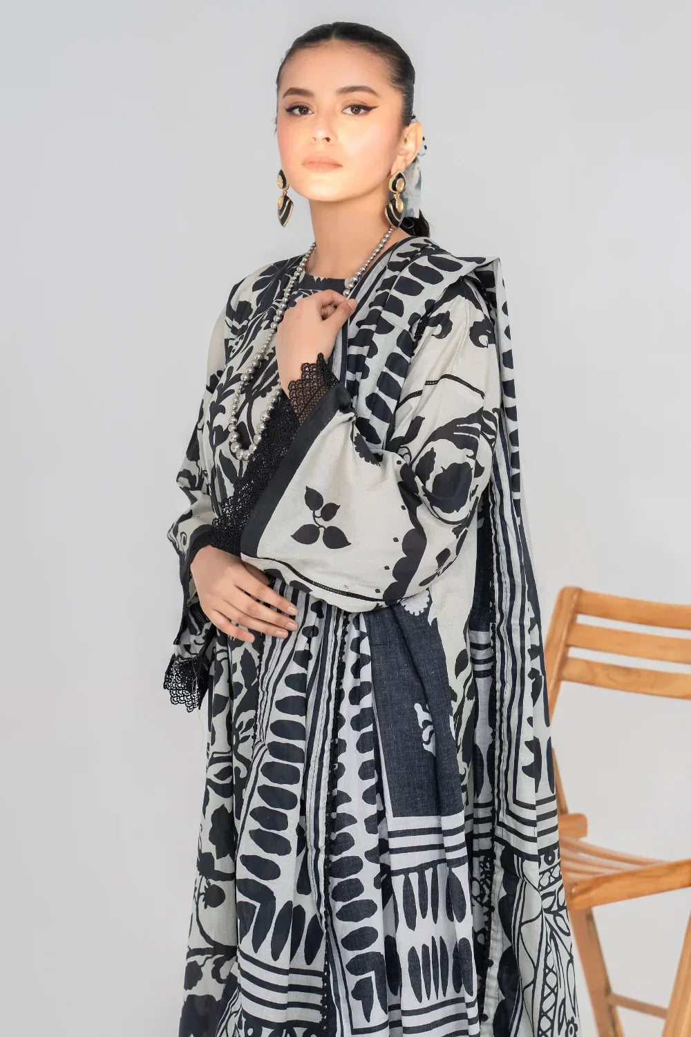 Ittehad | Printed Lawn 24 | IP3P08-3PS-LGY - Ladies Clothes 