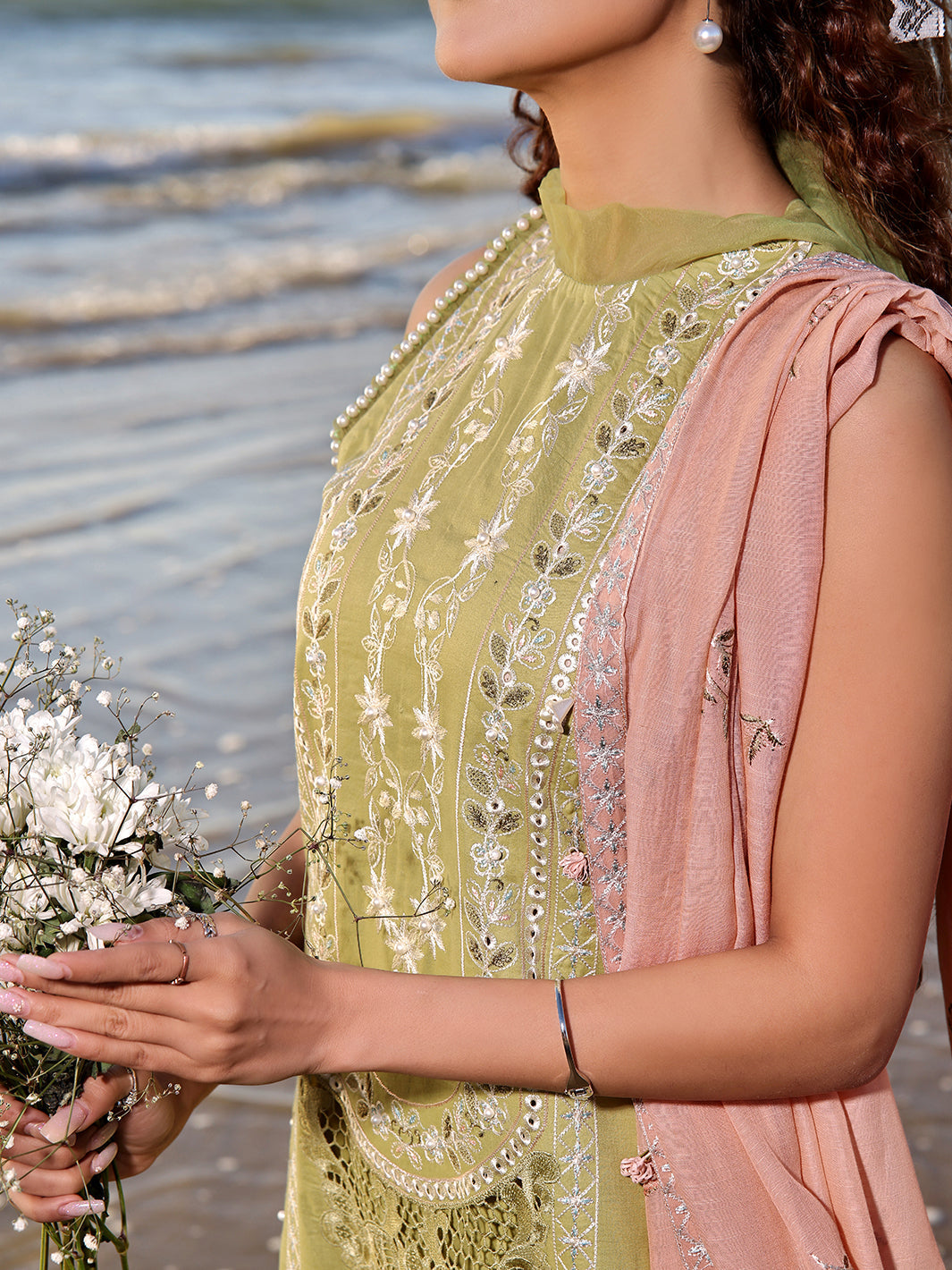 Izel | Saahil Signature Lawn 24 | MUZLIN - Maria Faisal