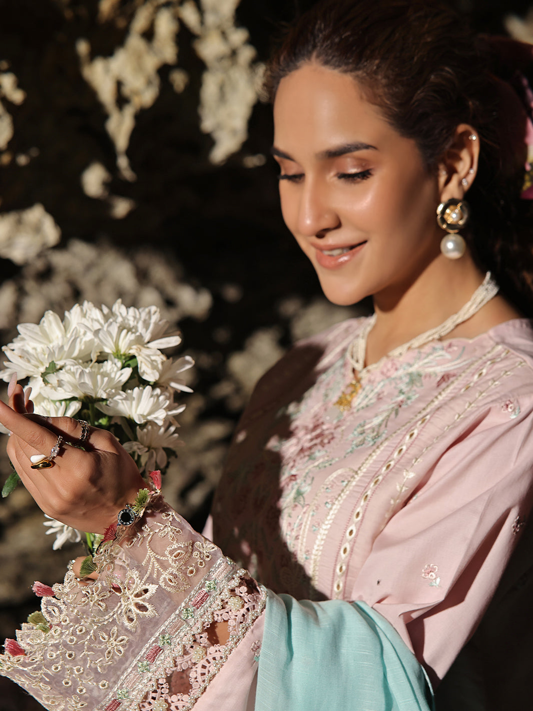 Izel | Saahil Signature Lawn 24 | SOFFIO - Maria Faisal