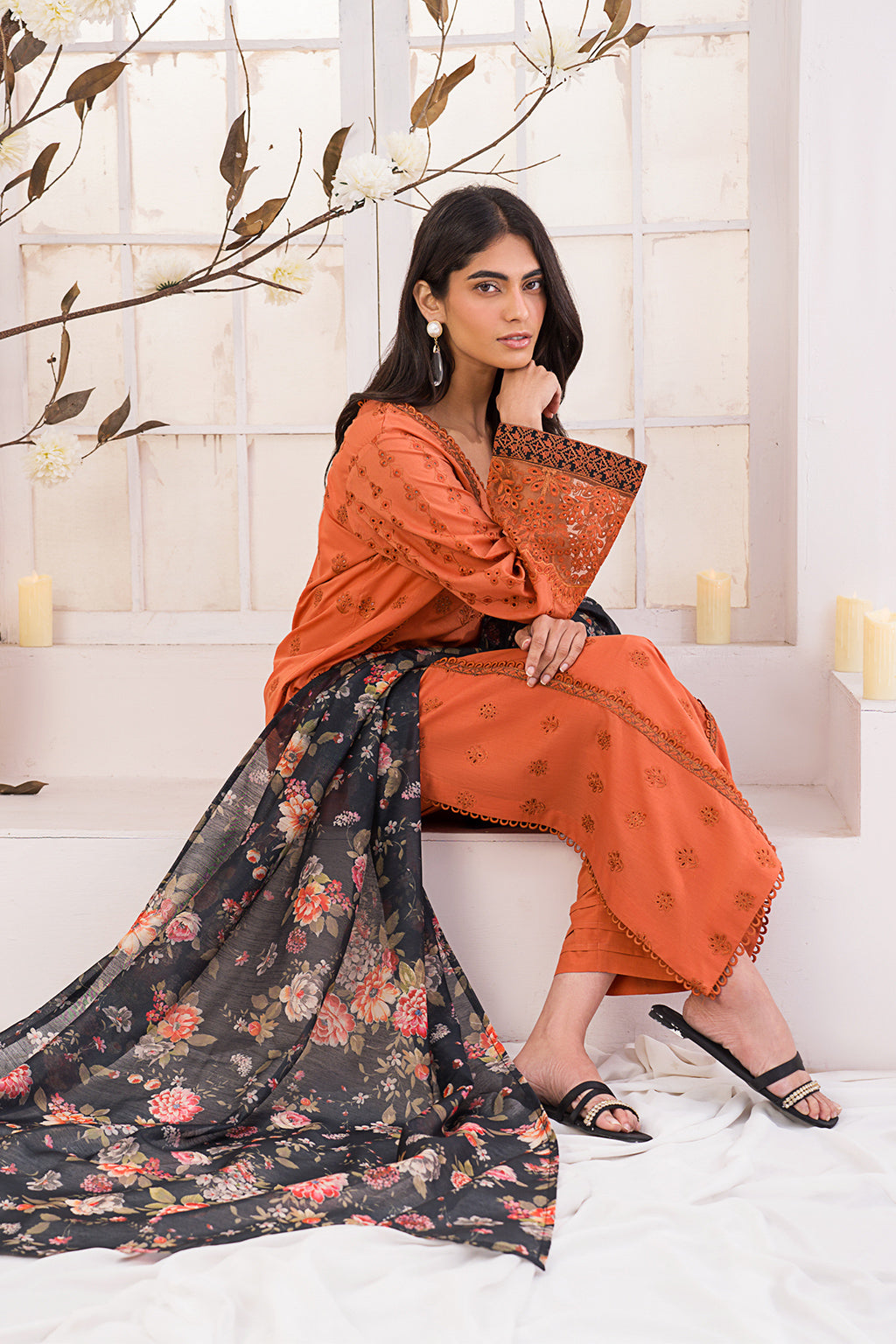 Iznik | Lawnkari 24 | UE-162 LEAFLET - Ladies Clothes - Maria Faisal