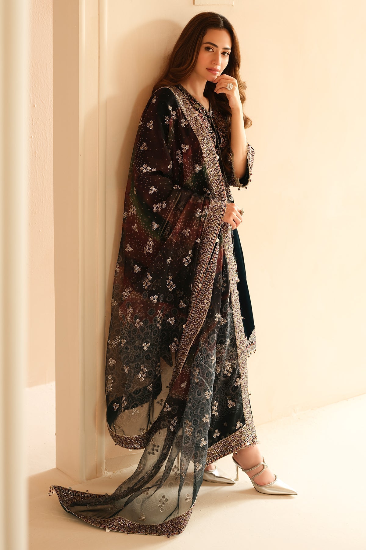 Jazmin | Velvet Edit 24 | Velvet Formal VF-2039 - Ladies Clothes - Maria Faisal
