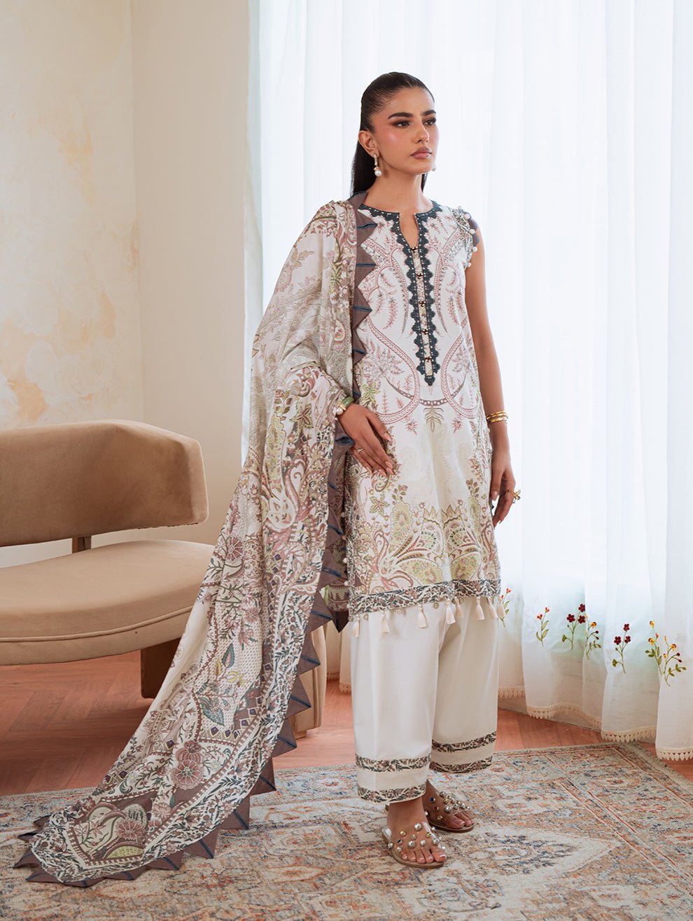 Jade | Cambric 25 | URBANE CAMBRIC PRINTS 2025 G - is Ivory dress from Jade - Ladies Clothes - Maria Faisal