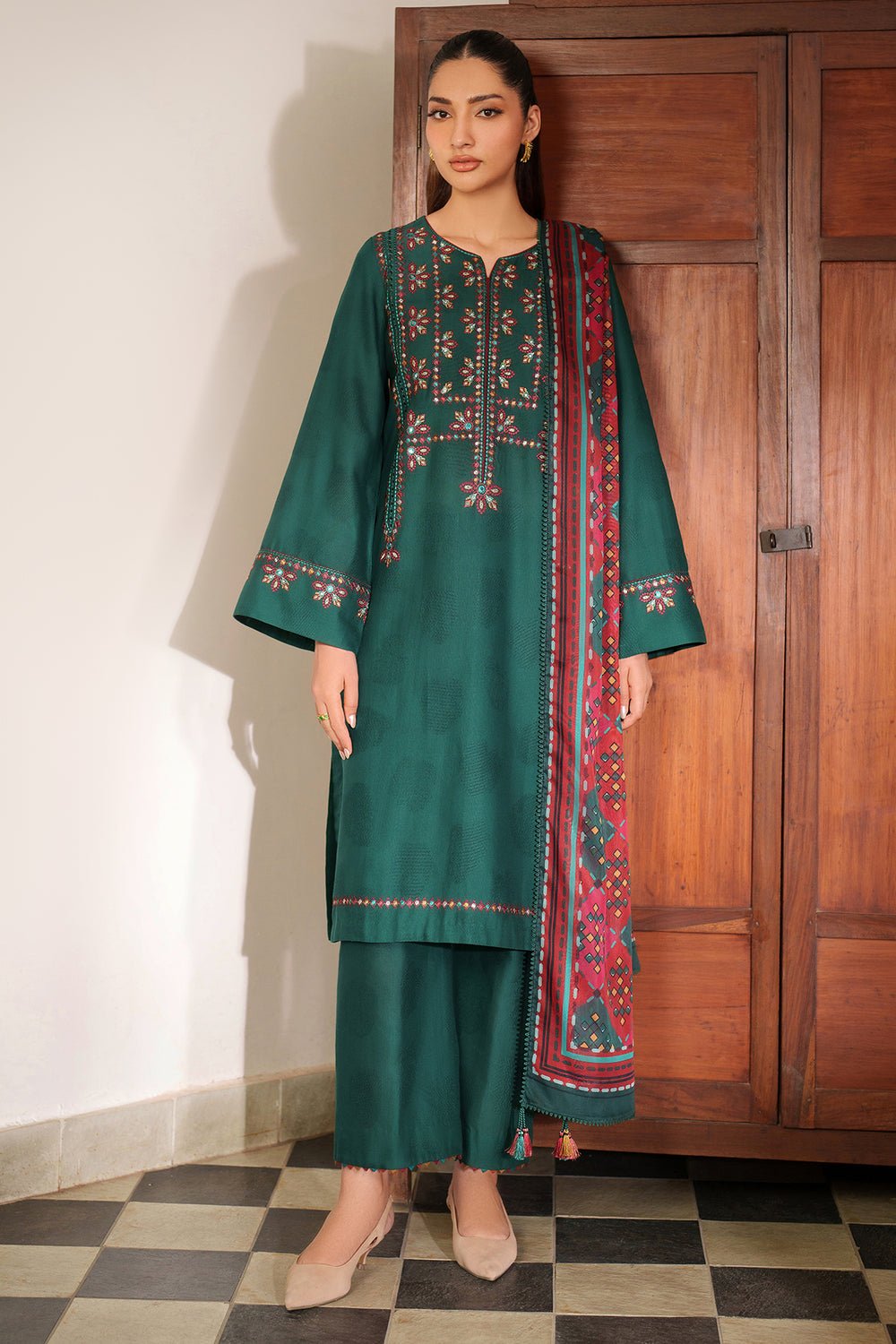 Jazmin | Winter 25 | UW - 0146 H - is Green dress from Jazmin - Ladies Clothes - Maria Faisal