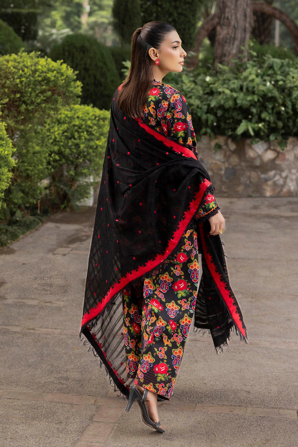 Gul Ahmed | Winter Collection 25 | K-52010 - Ladies Clothes - Maria Faisal