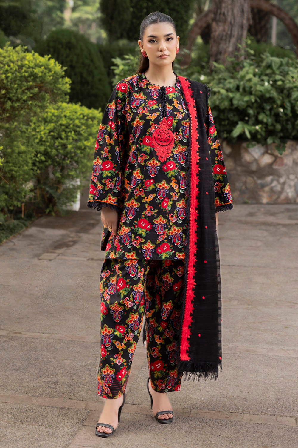 Gul Ahmed | Winter Collection 25 | K-52010 - Ladies Clothes - Maria Faisal