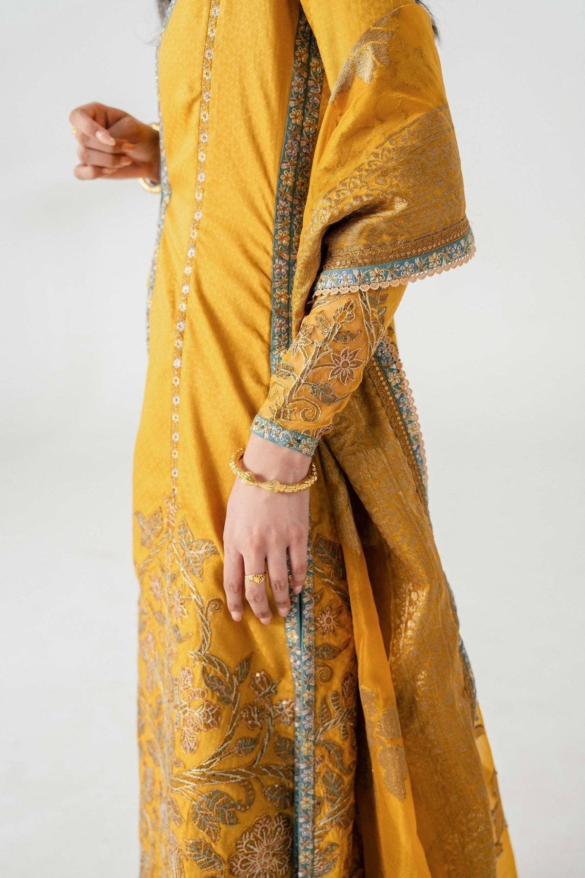 Fahad Hussayn | Jalsa Ghar | Kunj buta by Maria Faisal - Registered Vendor of : Fahad Hussayn - type : Ladies Clothes - 100% original wedding dresses