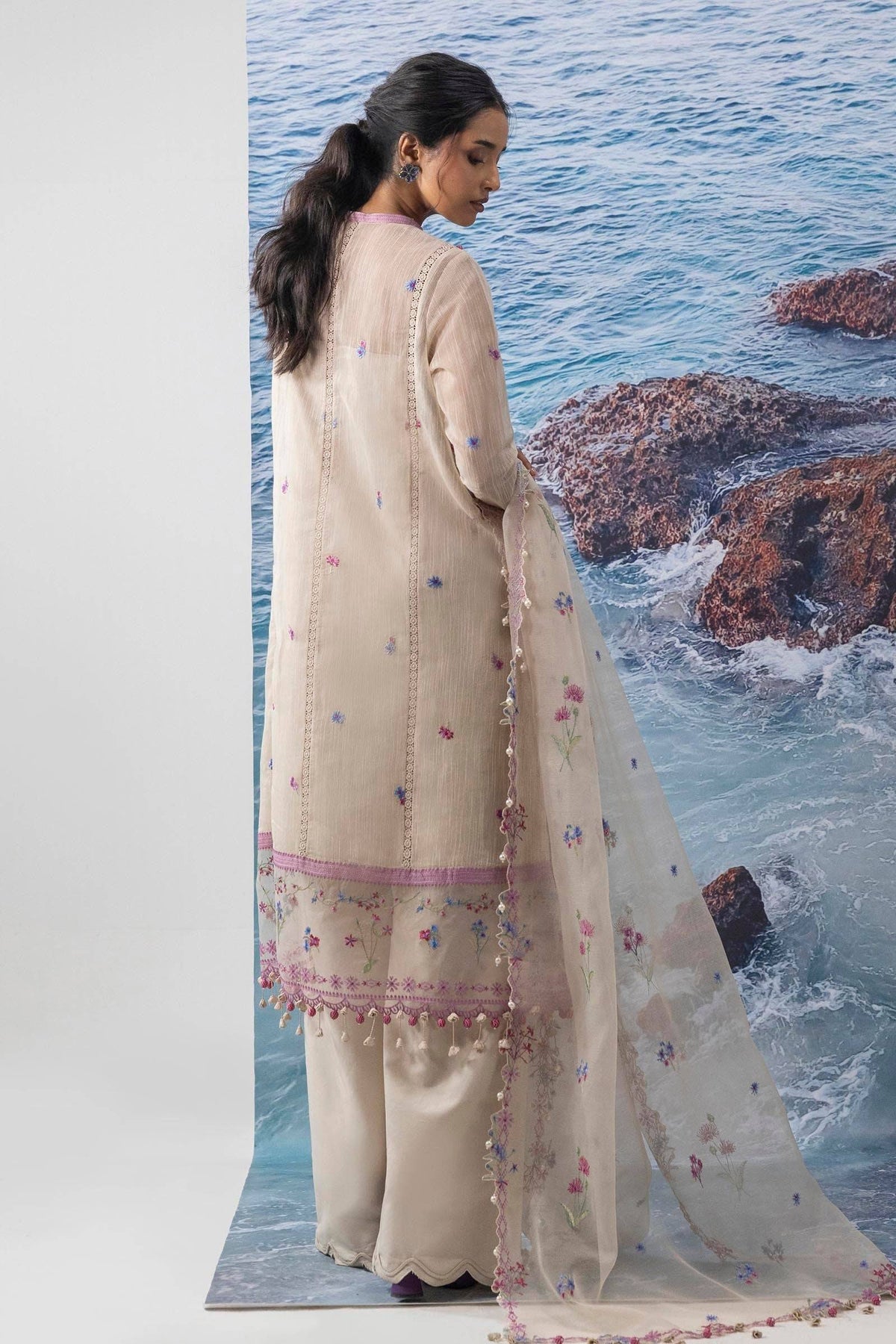 Sana Safinaz | Muzlin Summer 25 | 016A by Maria Faisal - Registered Vendor of : Sana Safinaz - type : Ladies Clothes - 100% original wedding dresses