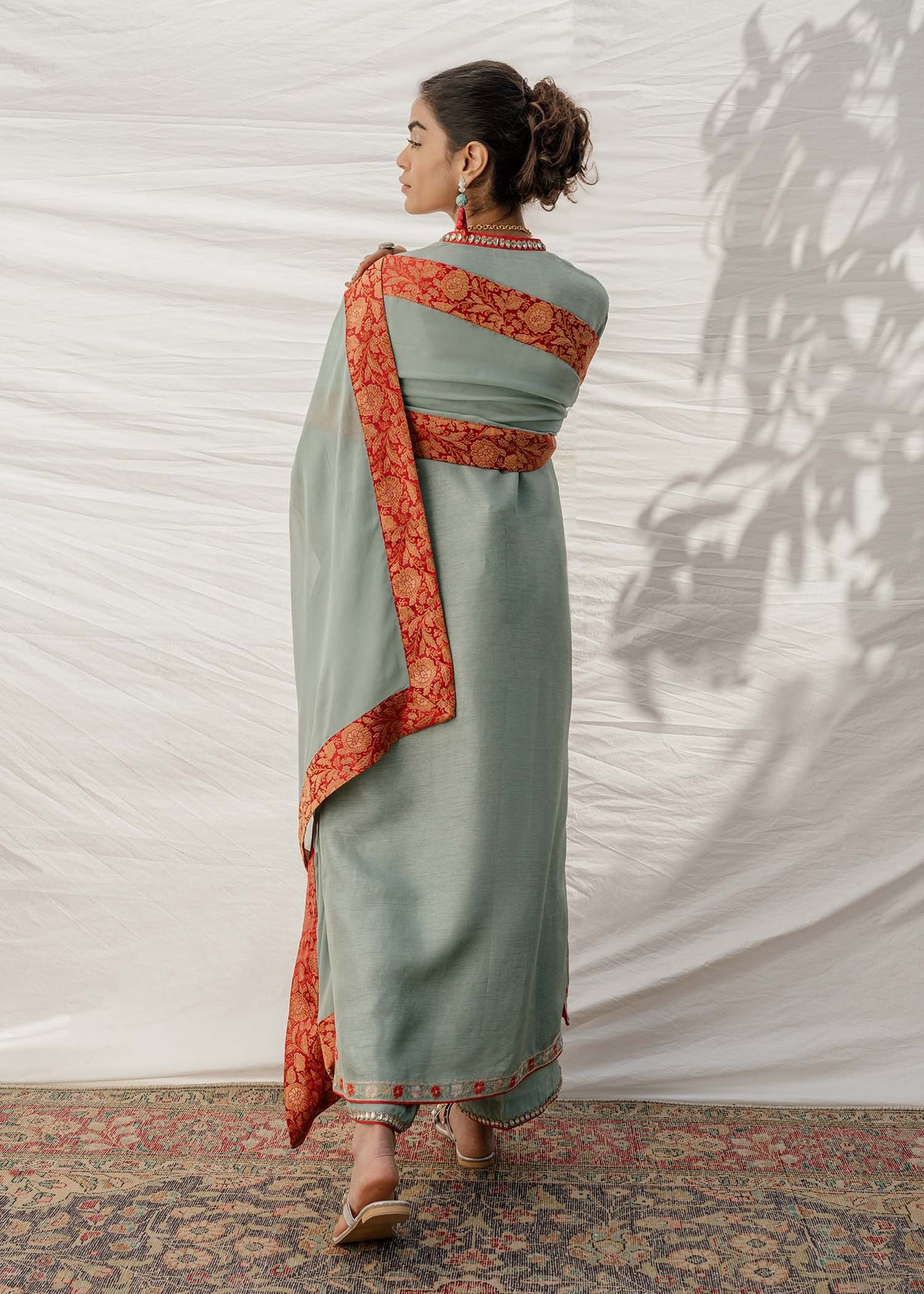 Mahgul | Eid Edit 2024 | Kashmiri Sea - Ladies Clothes 